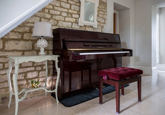 Đàn Piano Kawai K-15E đẹp