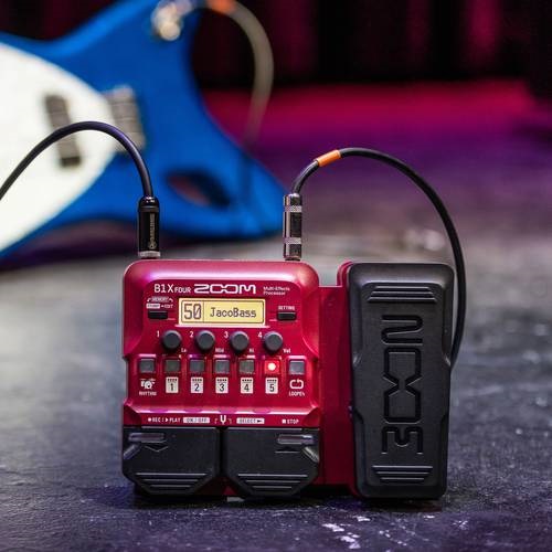 Pedal Guitar Zoom B1 Four cao cấp