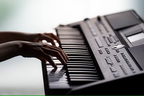 Đàn Organ Yamaha PSR- SX600 âm thanh trung thực