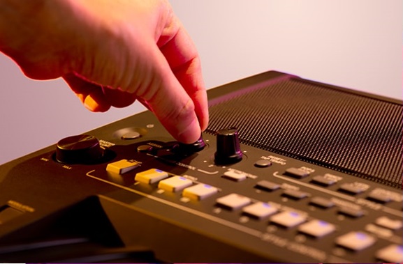 Đàn Organ Yamaha PSR- SX600 dễ dàng điều chỉnh