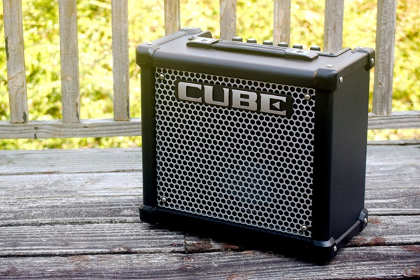 Amply guitar Roland Cube 10GX giá tốt