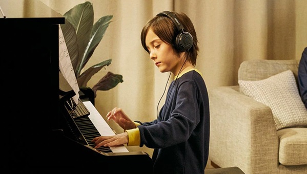 Đàn Piano cơ Yamaha YUS3 chính hãng