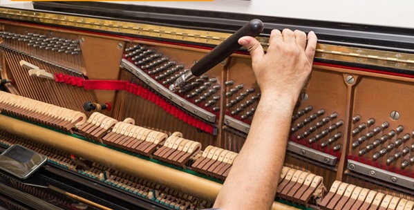 Đàn piano cơ Yamaha JX113CP hoạt động linh hoạt