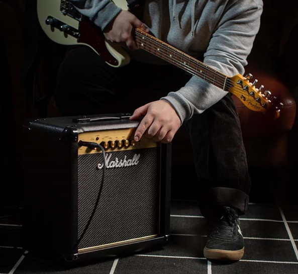 amply đàn Guitar Marshall MG15G chất lượng cao